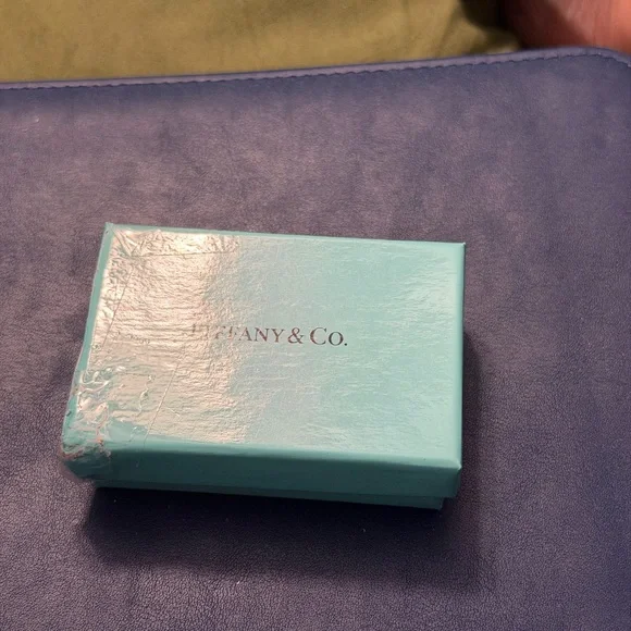 Tiffany & Co. Silver Open Heart Pendant Necklace - Picture 9 of 10